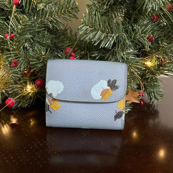 🎄COACH 🎄 Baby Blue Leather Wallet - Picture 4 of 11